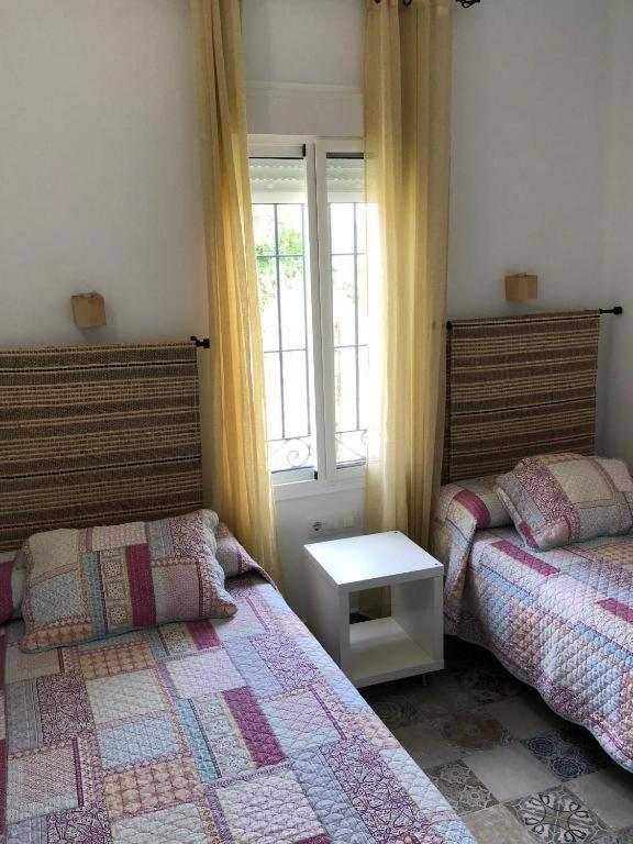 Apartamentos Cala Isabel Zahora Dış mekan fotoğraf