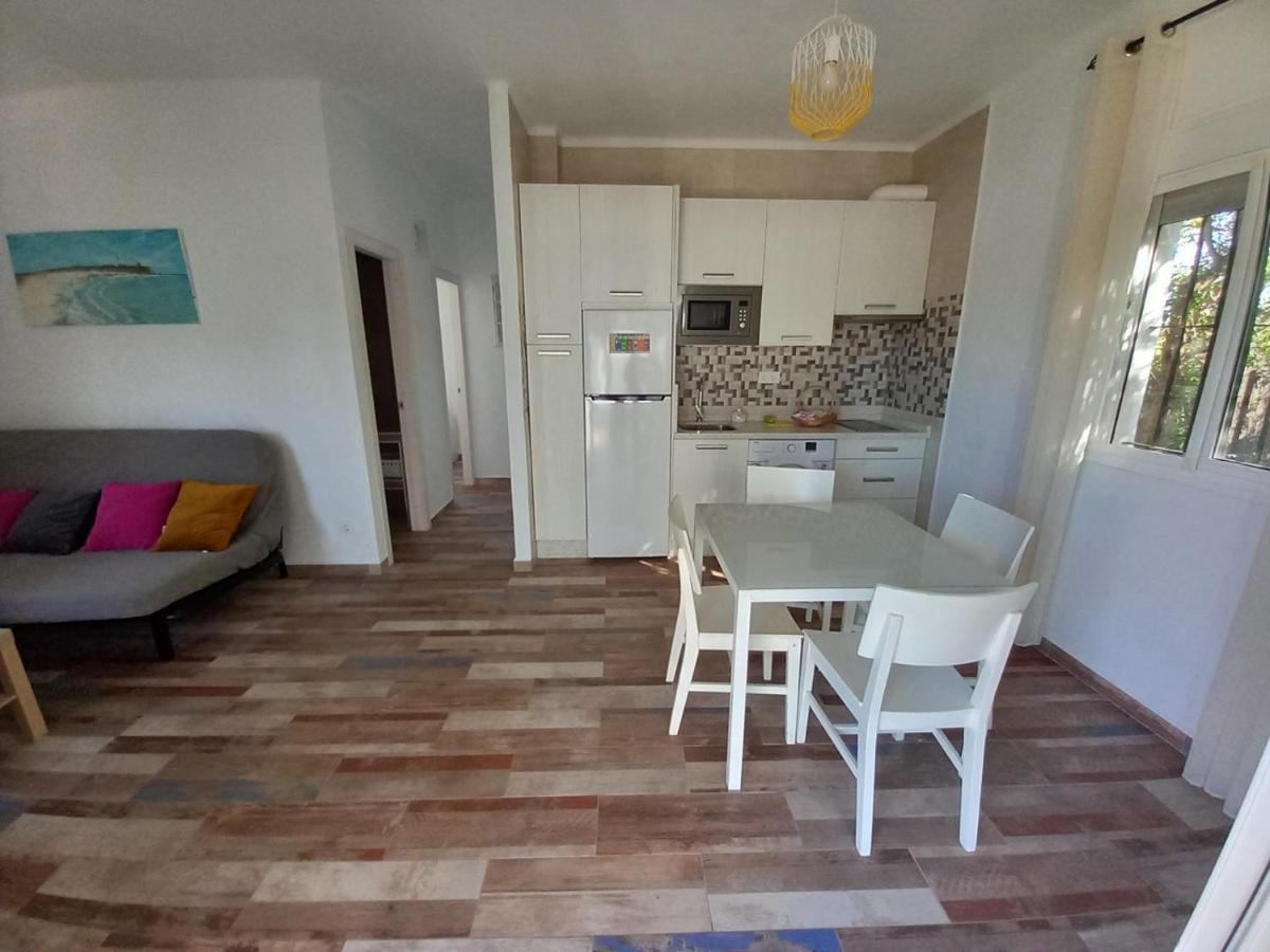 Apartamentos Cala Isabel Zahora Dış mekan fotoğraf