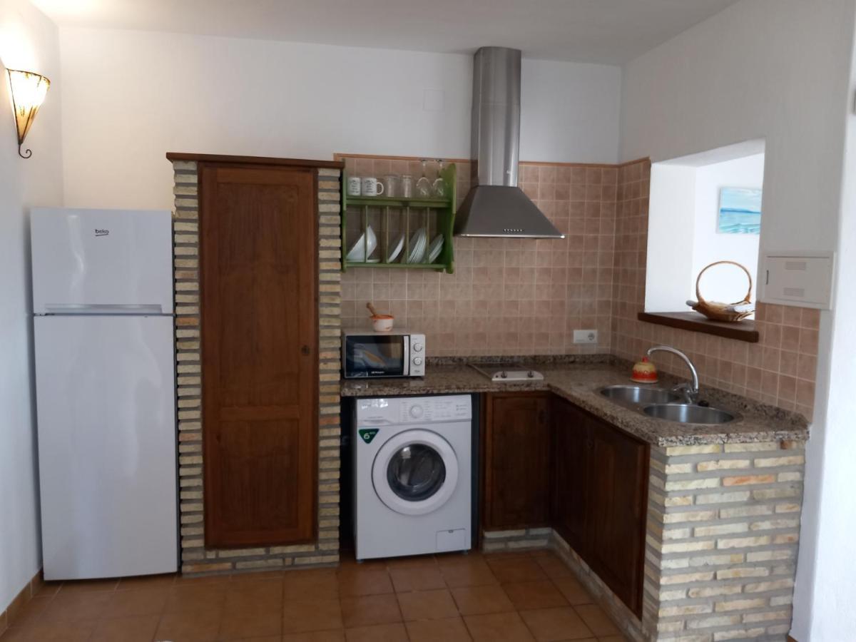 Apartamentos Cala Isabel Zahora Dış mekan fotoğraf