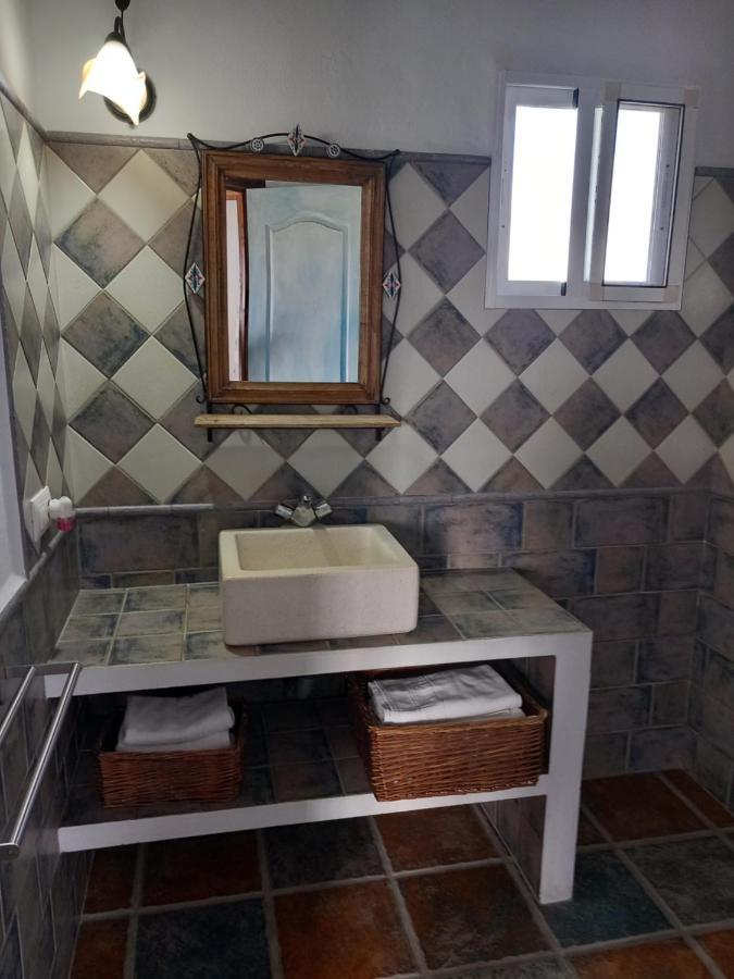 Apartamentos Cala Isabel Zahora Dış mekan fotoğraf