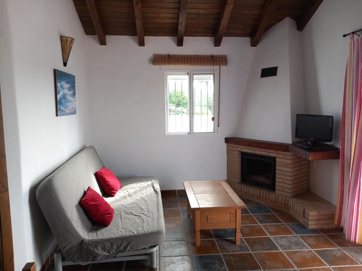 Apartamentos Cala Isabel Zahora Dış mekan fotoğraf